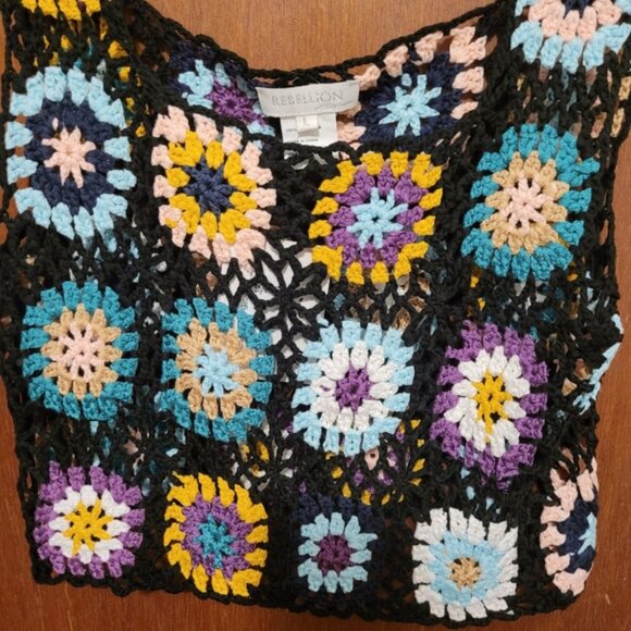NWT Rebellion Again Crocheted Crop Tank - Picture 5 of 5